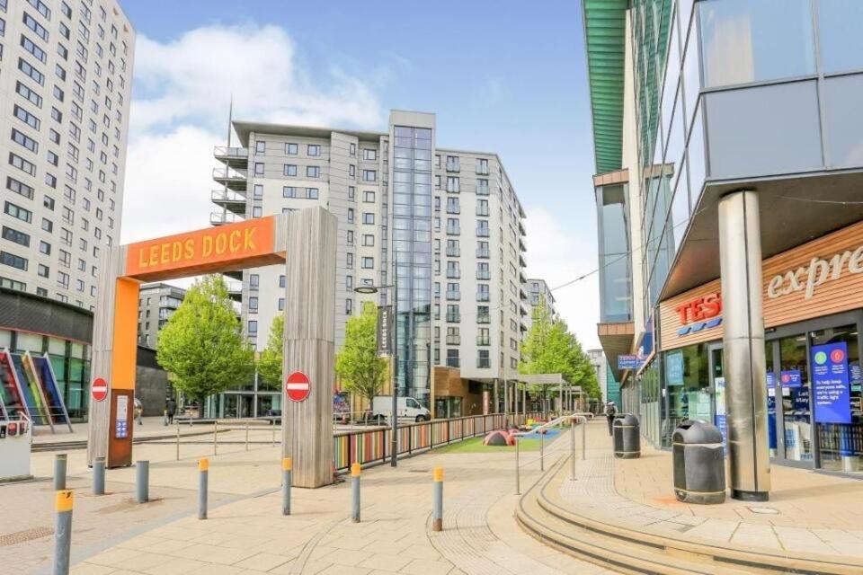 King Deluxe City Apt Large Space& Free Parking! No Balcony Leeds  Luaran gambar